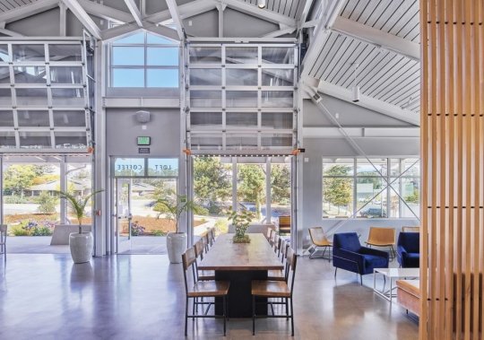 Twin Lakes Church College Center & Coffee House
